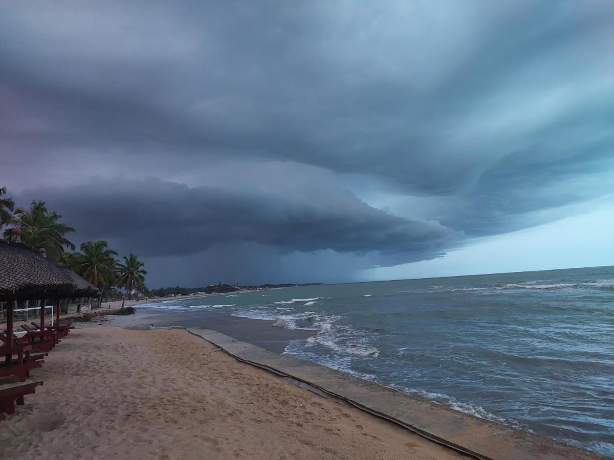 Charlestina Beach Resort Ampeni Kültér fotó