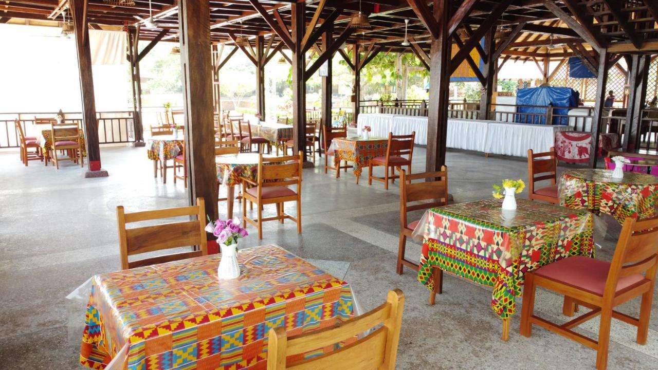 Charlestina Beach Resort Ampeni Kültér fotó