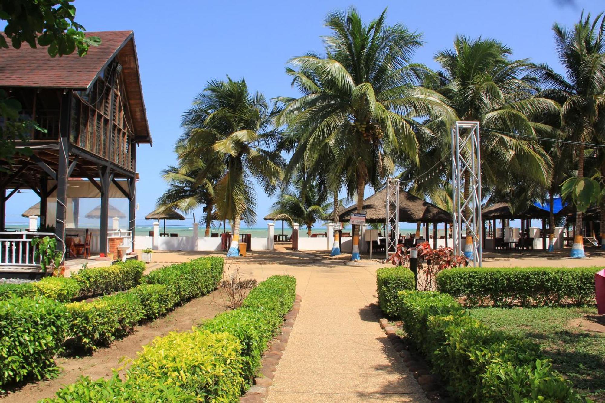 Charlestina Beach Resort Ampeni Kültér fotó