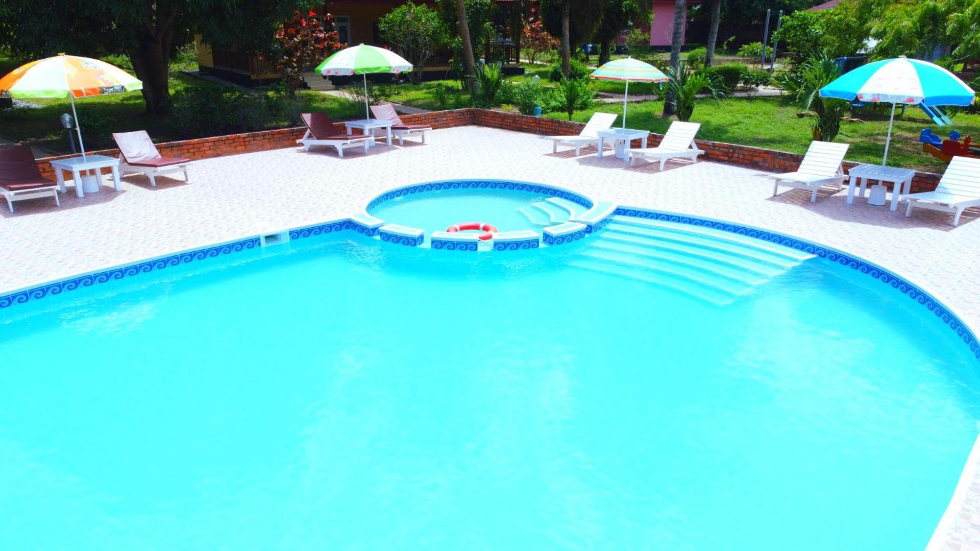 Charlestina Beach Resort Ampeni Kültér fotó